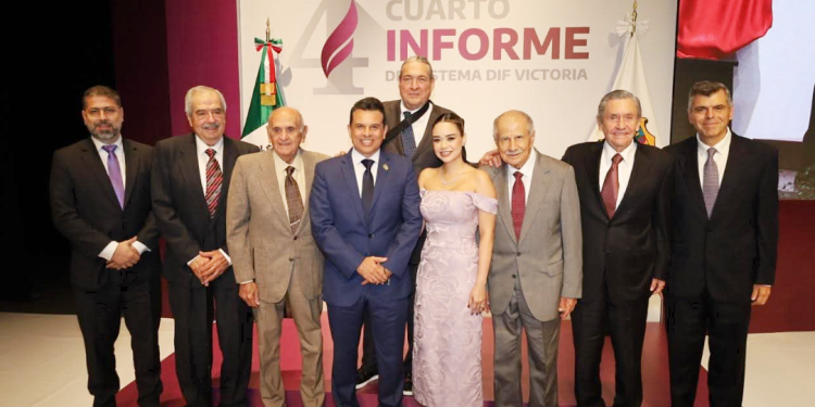 Asisten ex alcaldes y ex presidentas del DIF a informe de Lucy de Gattás