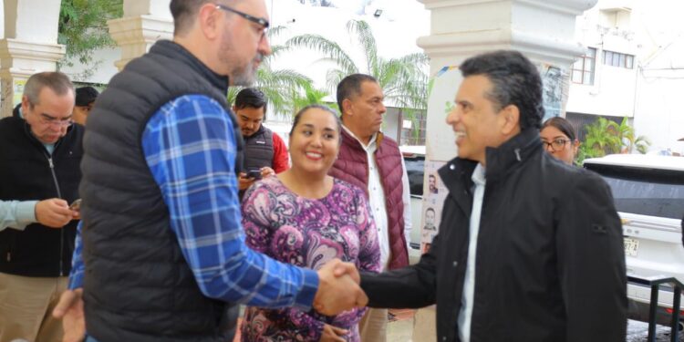 Cierran Municipio y sector empresarial el 2025 ofertando empleo en Victoria