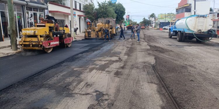 Inicia gobierno de Victoria pavimentación de 12,743 m2 en la Héroe de Nacozari.