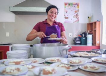 DIF Tamaulipas entrega estímulos a voluntarios de Desayunos y Comedores Comunitarios