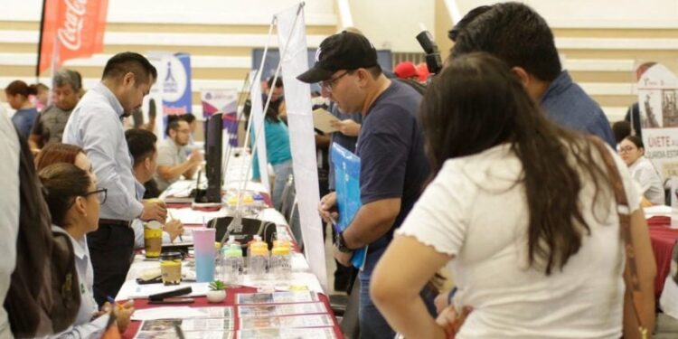 Impulsa STPS la colocación laboral nacional en beneficio de miles de tamaulipecos