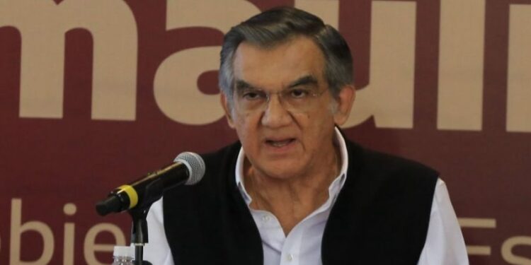 Llama Américo Villarreal a reforzar vacunación contra el sarampión