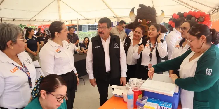 Rector de la UAT impulsa en Reynosa jornada de salud y fortalecimiento académico