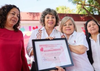 Agradecen maestros labor de SEBIEN