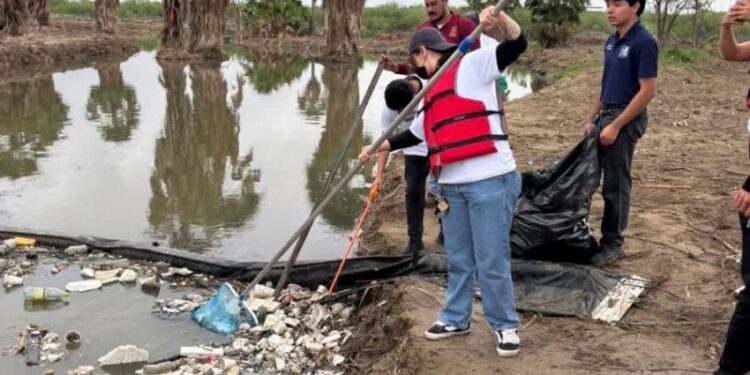 Plasma Tamaulipas su identidad y pasión futbolera en la Jornada Nacional de “Tequios por la Tierra, Murales Mundialistas”: INJUVE