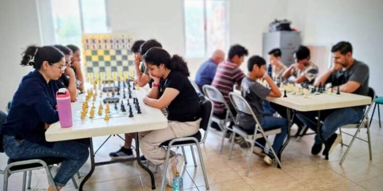 Activa SEBIEN torneo de ajedrez