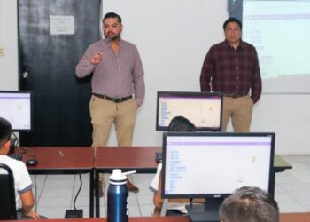 Fortalece SET habilidades digitales y tecnológicas en estudiantes de primaria