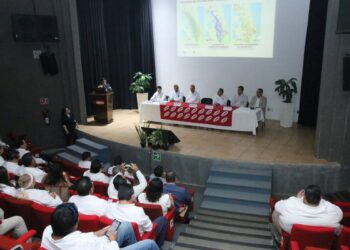 Refrendan Gobierno y CMIC compromiso con movilidad ordenada y desarrollo urbano