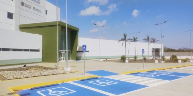Garantiza obras de infraestructura hospitalaria atención médica en Tamaulipas