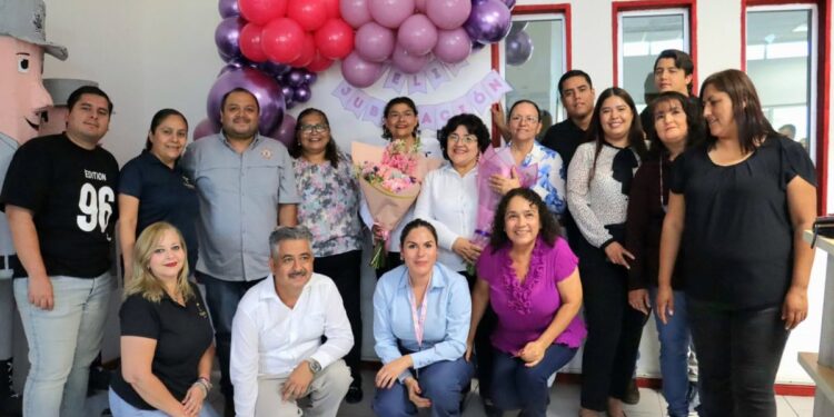 Culminan trabajadoras de la SSPT 25 años de servicio en el Sistema Penitenciario