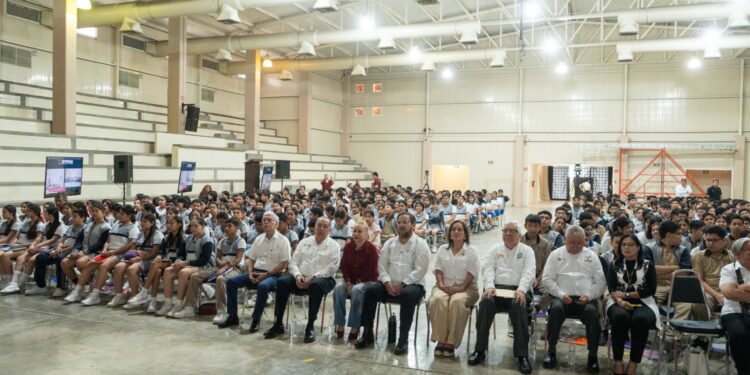 Participa la UAT en sesión nacional de las “Clases Masivas de Historia”