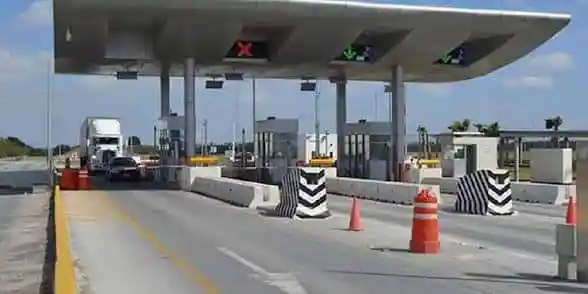 Entregan más tarjetones para exención de pago en Rumbo Nuevo