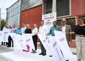 Arranca Municipio obra de rehabilitación de calle en la Magisterial.