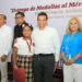 Distingue Ayuntamiento a niños y maestros de excelencia con la medalla Guadalupe Victoria.