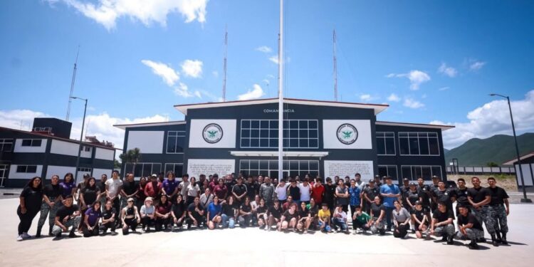 Promueve INJUVE la activación física y la defensa personal entre jóvenes y la Guardia Nacional de Tamaulipas