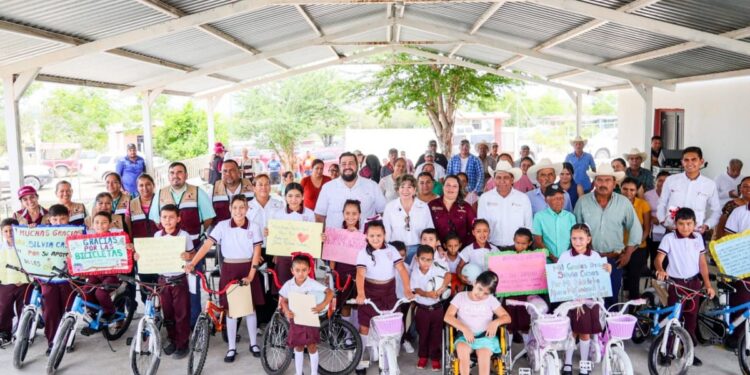 Lleva SEBIEN paquetes alimentarios y Comedor de Bienestar a familias de San Carlos