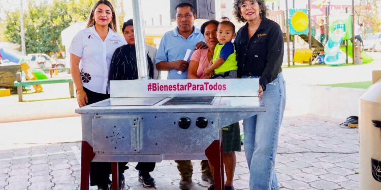 Lleva SEBIEN estufas híbridas a comunidades