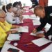 Inicia SSPT entrega de becas para fortalecer la educación de servidores públicos y sus familias