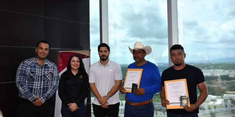 Tamaulipecos acceden a oportunidades laborales en Canadá mediante programas de movilidad internacional