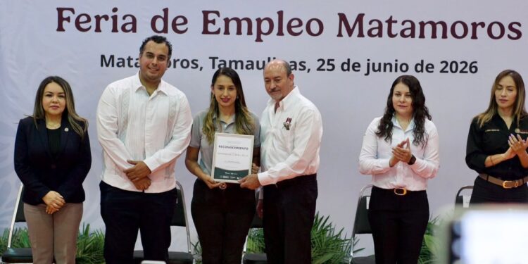 Acerca la Feria Nacional de Empleo oportunidades laborales e inclusión en Matamoros