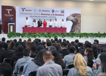 Preside alcalde graduación en el Tecnológico Victoria