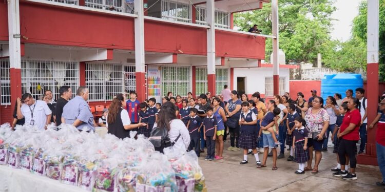 Entrega DIF Tamaulipas dotaciones para que estudiantes continúen con sus desayunos escolares en vacaciones