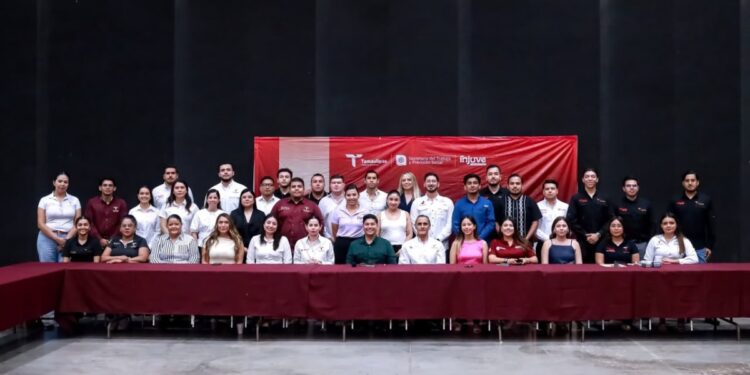 Reúne INJUVE a delegados y enlaces gubernamentales para coordinar la agenda estatal