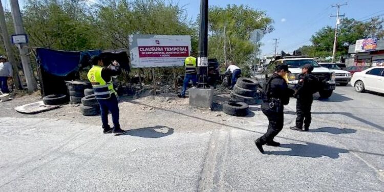 Clausuran y aseguran predio con llantas en desuso en Reynosa