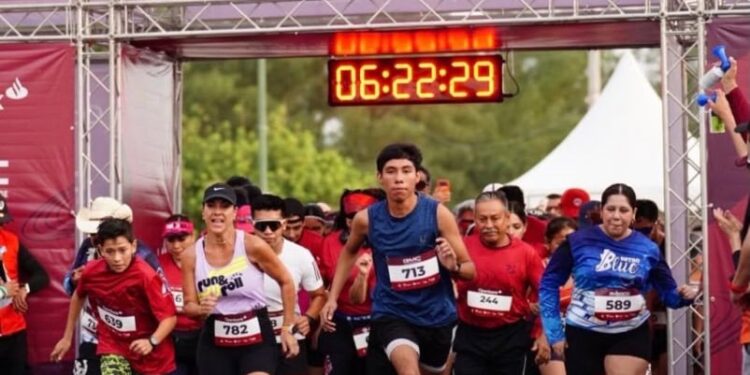 Conquistan el Triatlón Tamaulipas Eduardo Núñez y Fernanda Salazar