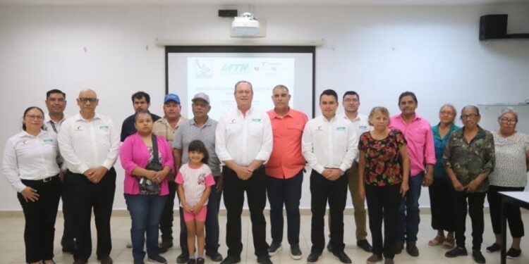 Impulsa UTTN modelo productivo sostenible en beneficio de habitantes de comunidades rurales en Reynosa