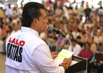 En Victoria hay un jefe y ese es el pueblo: Lalo Gattás