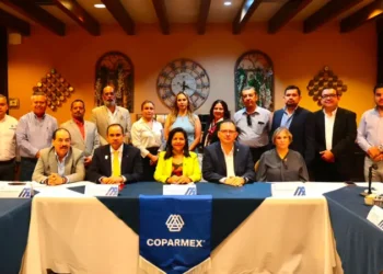 Acerca Secretaría de Finanzas servicios y beneficios a empresarios matamorenses
