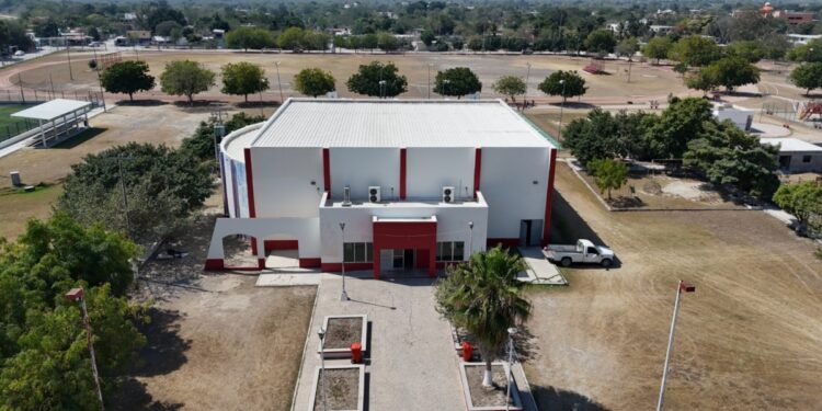 Impulsa Gobierno de Américo infraestructura social y deportiva en Soto la Marina