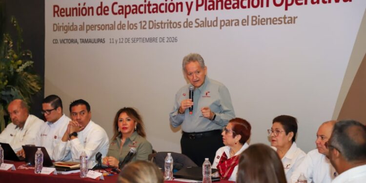Evalúa secretario de Salud, los programas prioritarios y estrategias de atención de los Distritos de Salud