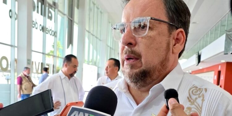 Avanza gobierno de Américo en el fortalecimiento de la educación: SET