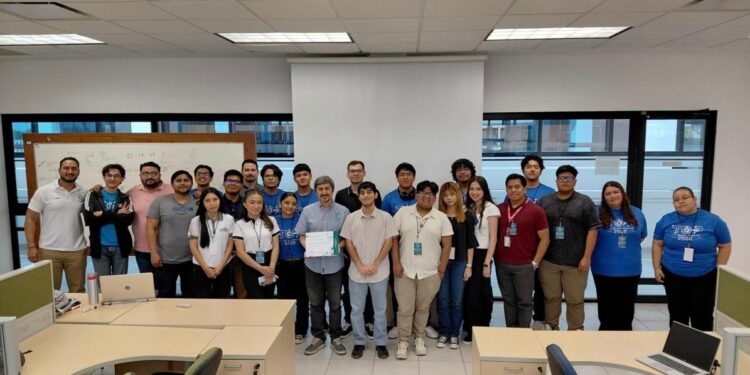 Impulsa UTTN la formación de sus estudiantes en tecnologías de la información