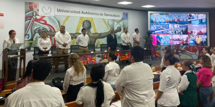 Dispone SST de personal especializado para la detección del cáncer infantil