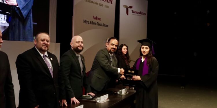 Celebra Universidad Politécnica de Victoria graduación de profesionistas para la innovación y el desarrollo de Tamaulipas