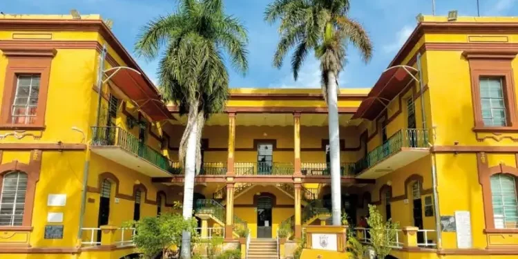 Inteligencia artificial eleva exigencias a las universidades en Tamaulipas