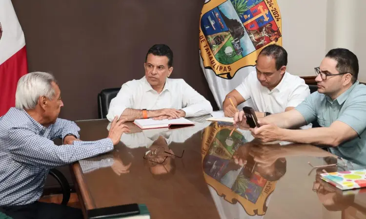 Fortalece Lalo Gattás coordinación para mejorar obras y servicios públicos.