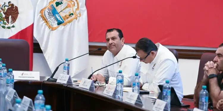 Coordina Hugo Reséndez trabajos de sesión 99 de Mesa de Seguridad.