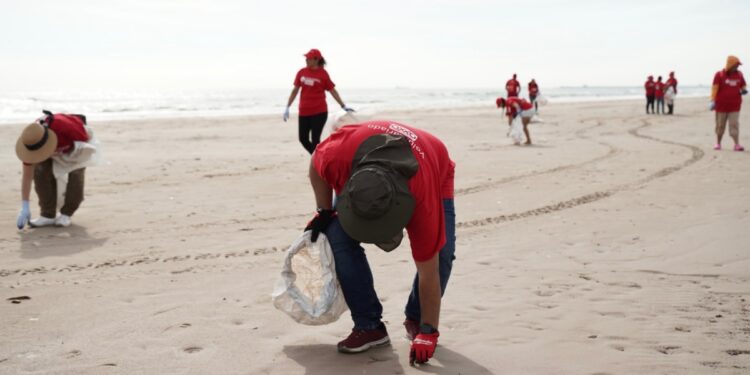 Invita Secretaría de Turismo a jornada de limpieza en playas