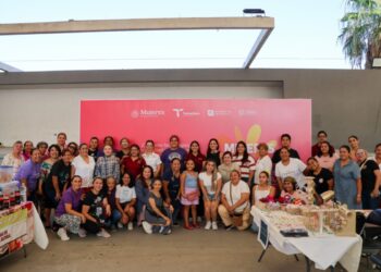 Realiza la Secretaría de las Mujeres la Mercadita “Mujeres que Emprenden”