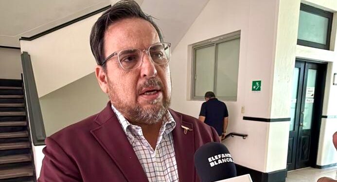 Coinciden foros estatales y regionales en prohibir el uso de celulares en escuelas: SET