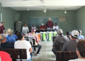 Llega apoyo nutricional a ganaderos de González
