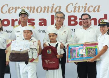 Arranca Américo ciclo escolar 2026-2027 con apoyos por más de 354 mdp para estudiantes