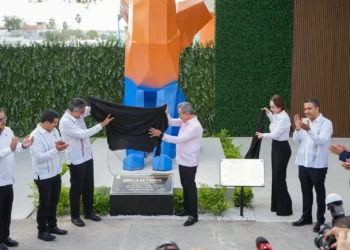 Inauguran Américo y Dámaso nuevos espacios universitarios en Nuevo Laredo