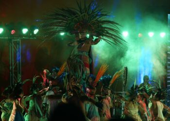 Se reúnen más de 1800 personas en la renovada Concha Acústica por el Festival Internacional en la Costa del Seno Mexicano