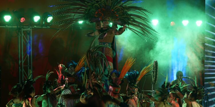 Se reúnen más de 1800 personas en la renovada Concha Acústica por el Festival Internacional en la Costa del Seno Mexicano