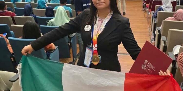 Conquista estudiante tamaulipeca medalla de oro en certamen internacional de ciencia y tecnología